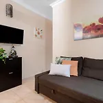בית נופש Residencial Primavera ארונה